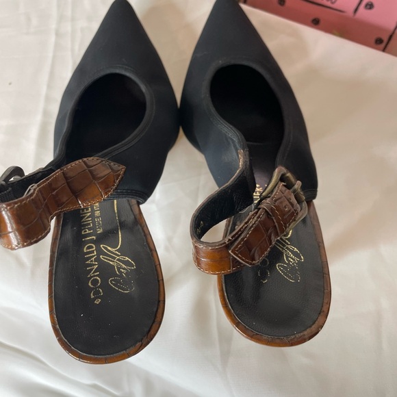 Donald J Pliner Slingback Sz 5 - Picture 5 of 14